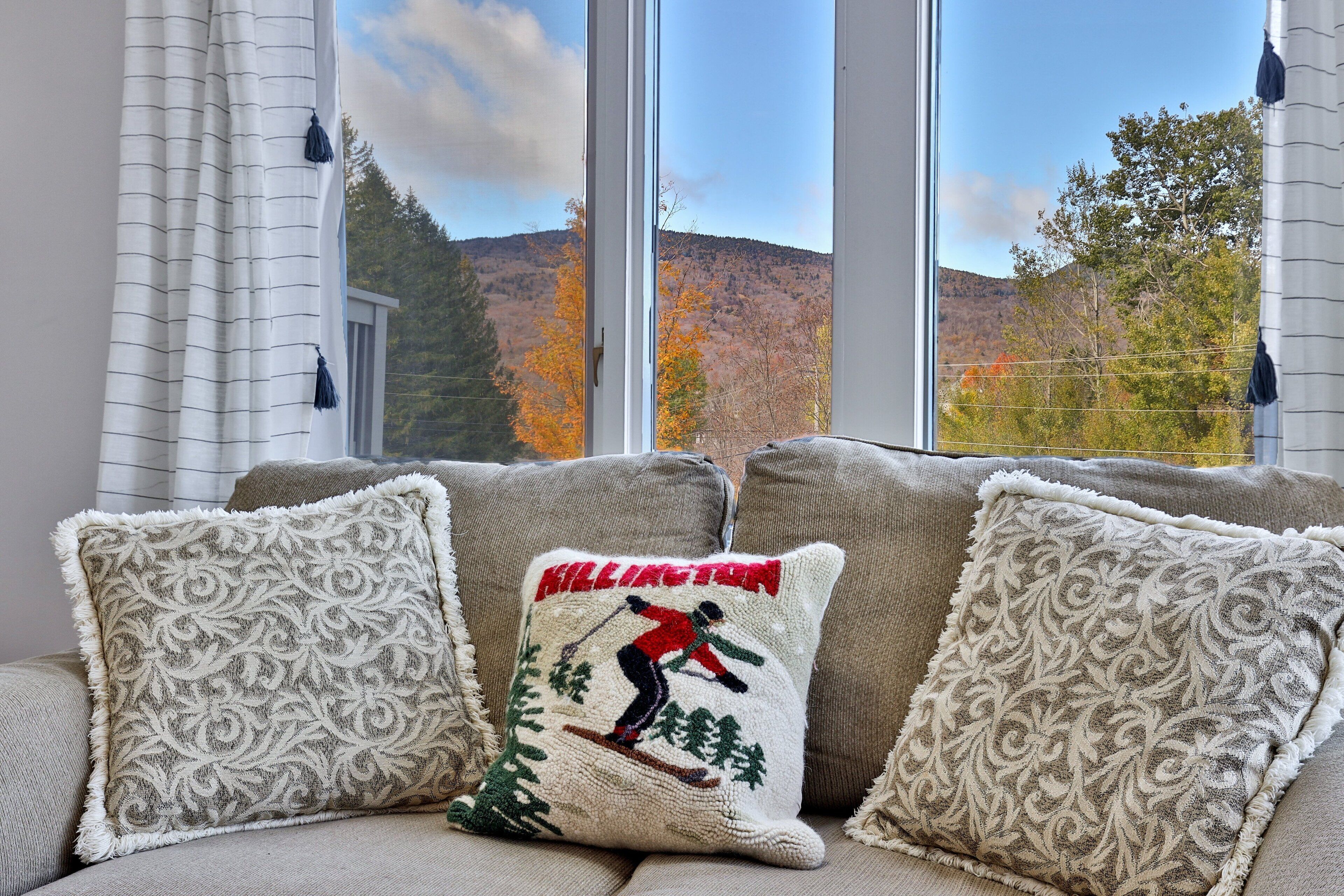 Condo, 2 Bedrooms | Interior