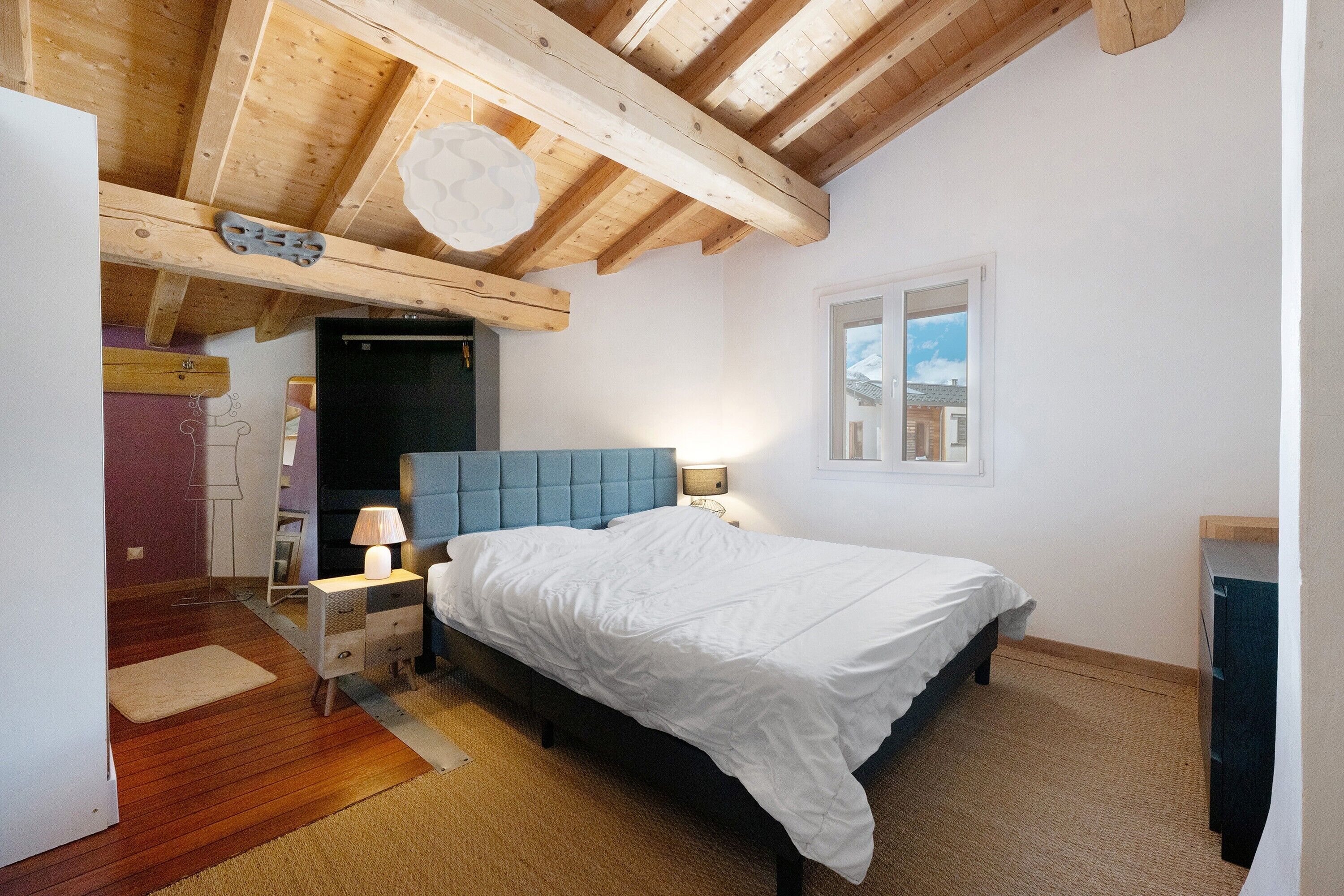 3 habitaciones, tabla de planchar con plancha y wifi 
