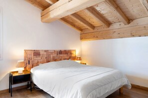 3 dormitorios, tabla de planchar con plancha, wifi