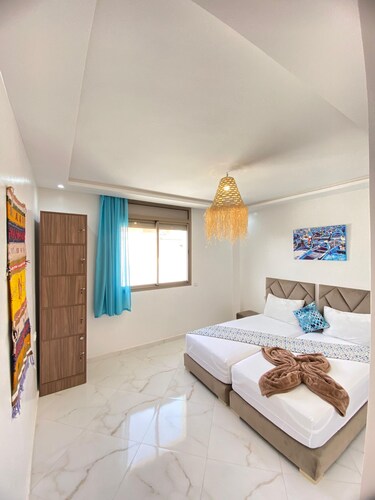 Terrific 9-bedroom bed & breakfast in Imsouane