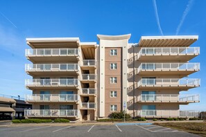 Exterior - Sand Pointe 101 - great views from the side of this oceanfront bldg. Great mid town location, 3 br / 2 baths (Ocean City)
