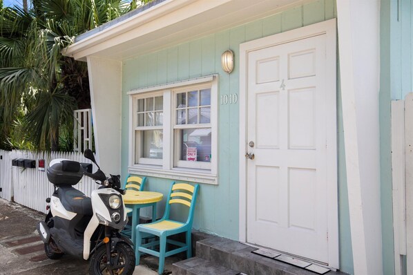 Exterior detail - Old Town Studio Cottage with Full Kitchen, In-Unit Laundry & Shared Pool (Key West)
