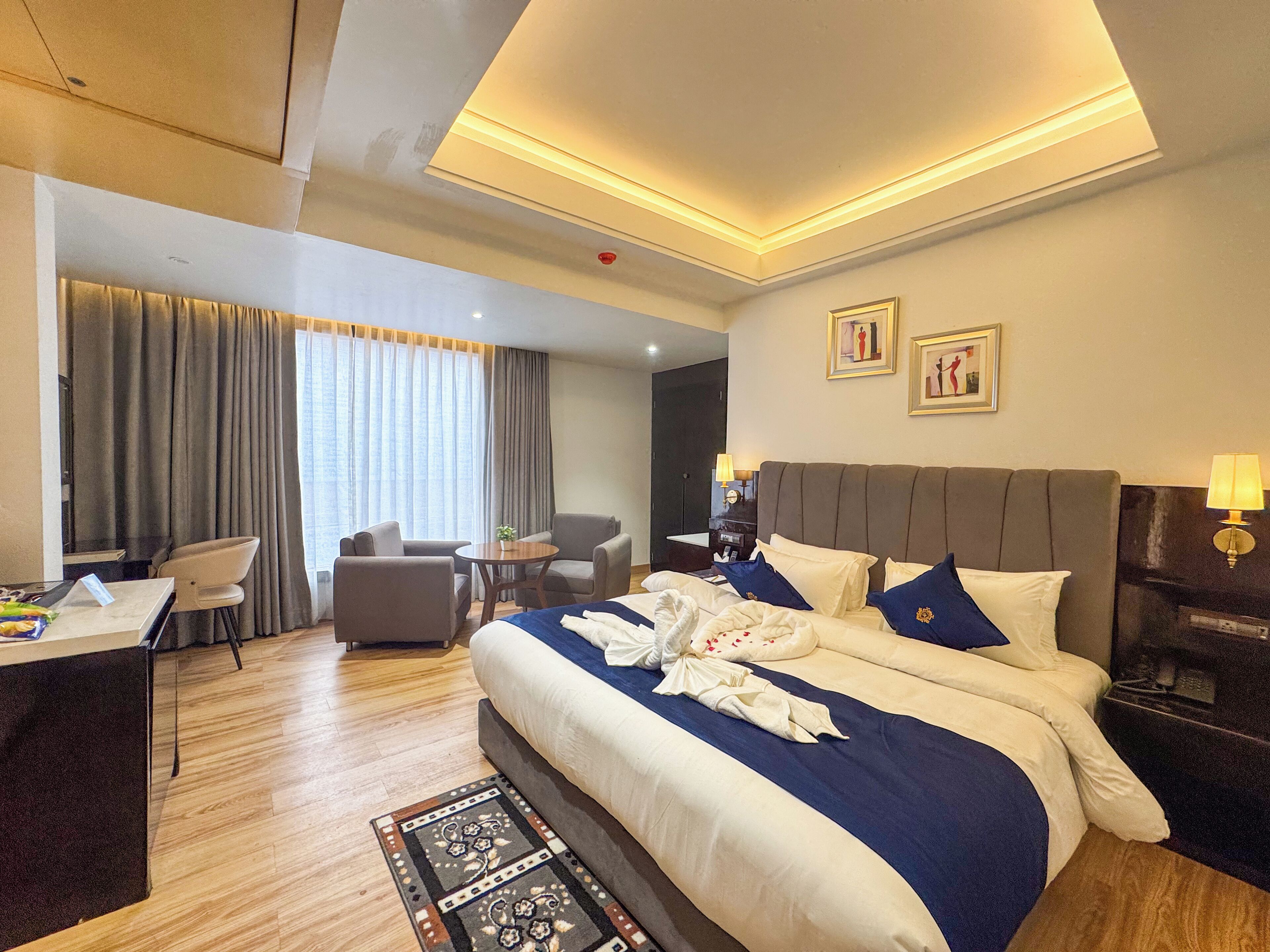 Desk, laptop workspace, free WiFi