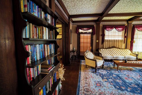 Warm, Cozy and Historic