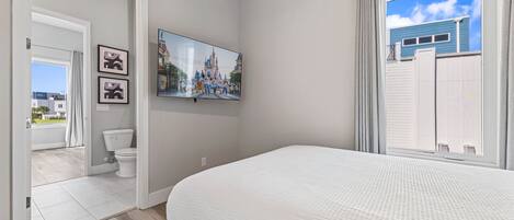 5 chambres, fer et planche à repasser, lit parapluie, Wi-Fi