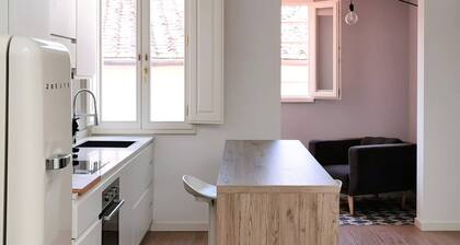 Luce -modern Suite Apartment in Florence