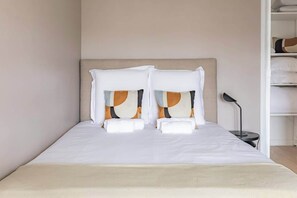 1 bedroom, iron/ironing board, WiFi, bed sheets - 4 Beaumarchais 5D (Paris)