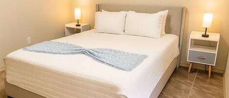 2 室のベッドルーム、アイロン / アイロン台、WiFi、ベッドシーツ