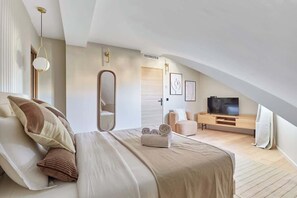 5 habitaciones, tabla de planchar con plancha, wifi y ropa de cama 