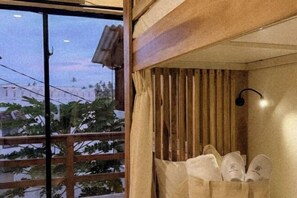 Room - Ocean Bliss by Sugar Coliving (Matara)