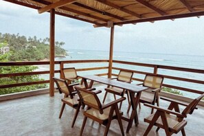 Outdoor dining - Ocean Bliss by Sugar Coliving (Matara)