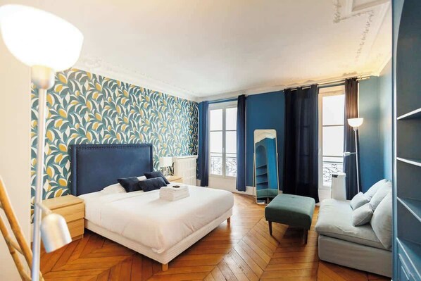 4 slaapkamers, een strijkplank/strijkijzer, wifi, beddengoed