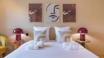 Fer et planche Ă repasser, Wi-Fi, draps fournis