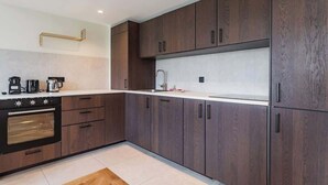 Unclassified image, 2 of 19, button - Air-conditioned 2-bedroom duplex – Marais / Bastille (Paris)