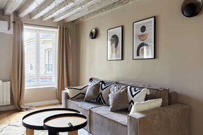 TV - Marais — Confort moderne & charme parisien (Paris)