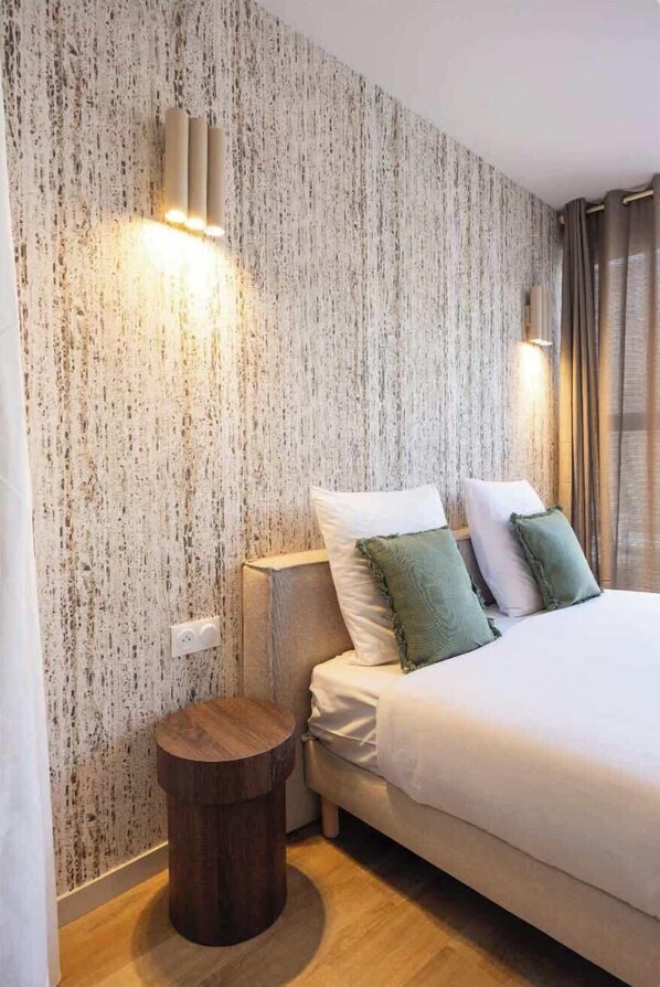 Fer et planche à repasser, Wi-Fi, draps fournis