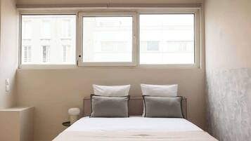 Fer et planche Ă repasser, Wi-Fi, draps fournis