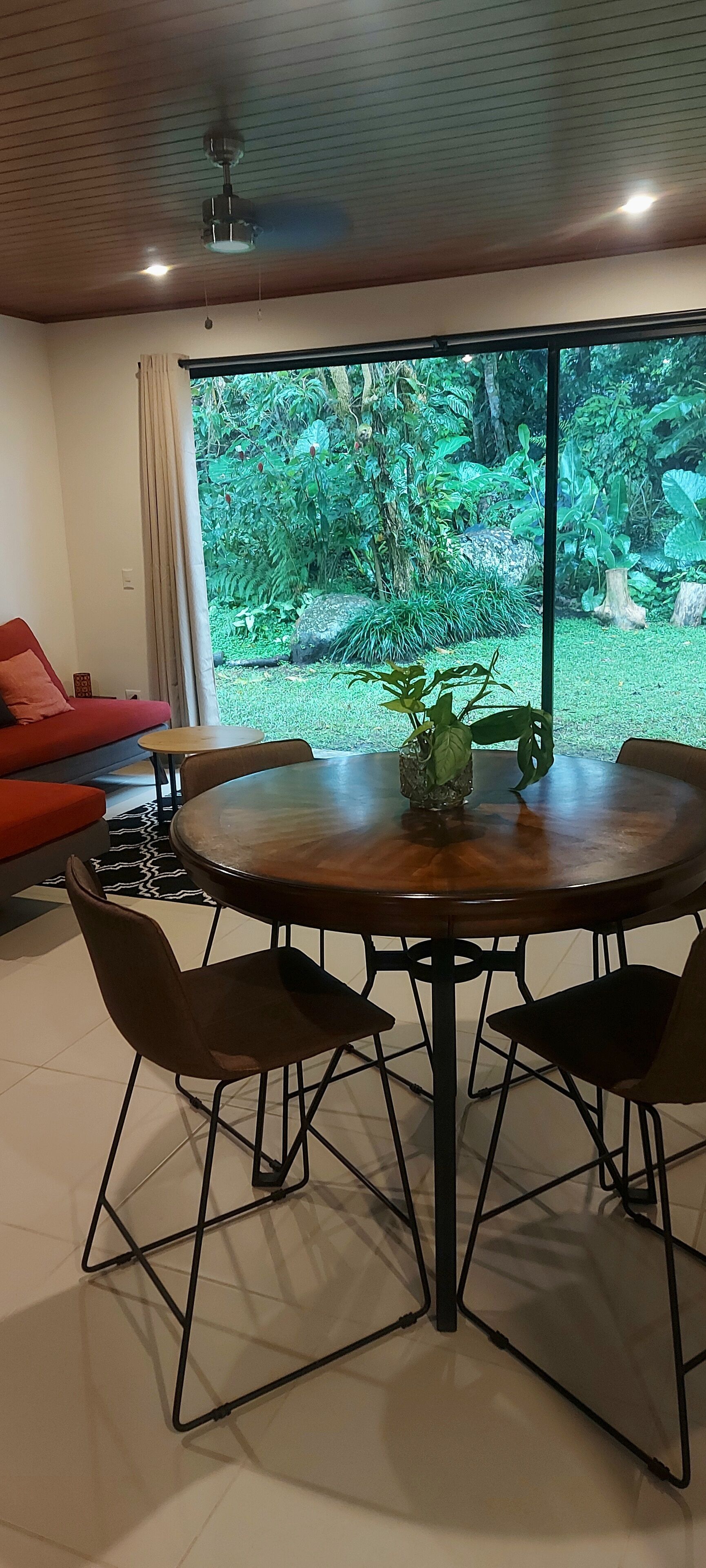House, 1 Bedroom, Patio, Garden View | Dining room