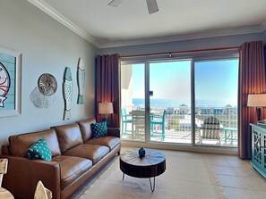 Smart TV - The Indies #703 | Quiet Beach, Pool, Hot Tub, Gym, Rooftop Deck (Gulf Shores)
