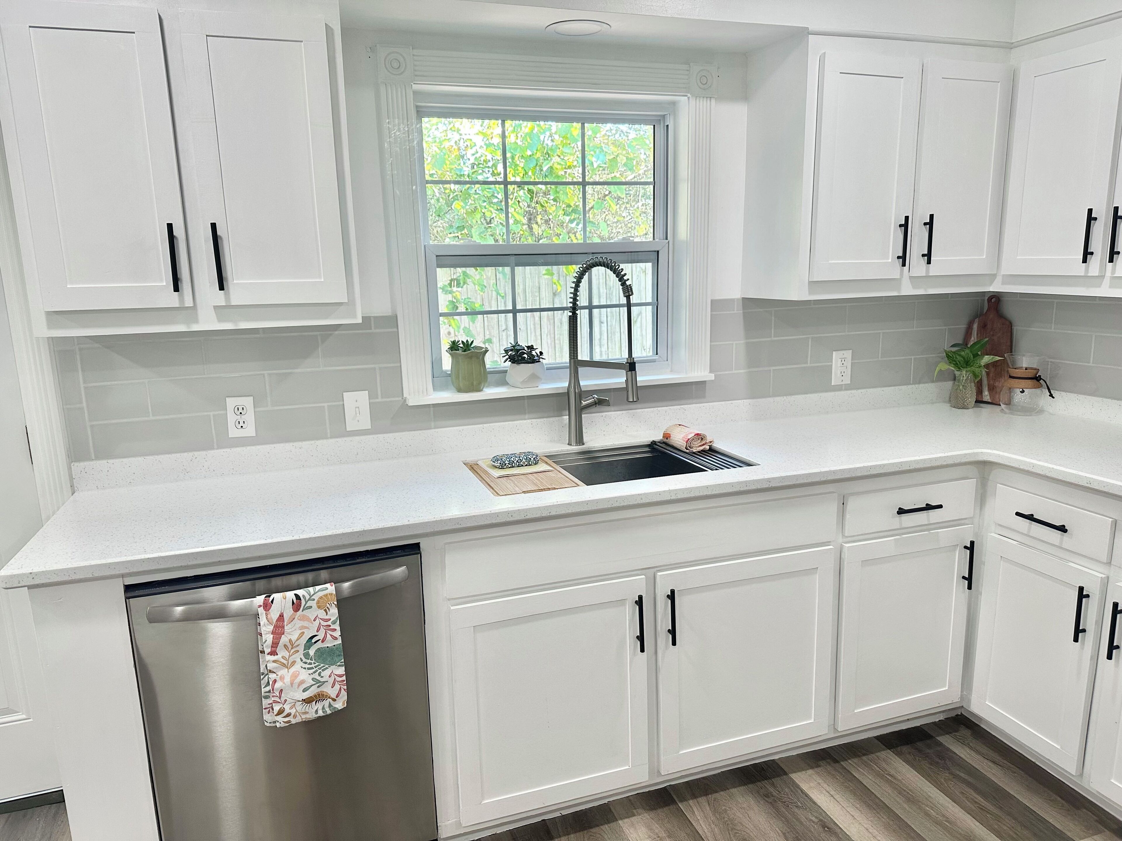 Microones, forn, placa de cuina i rentaplats 