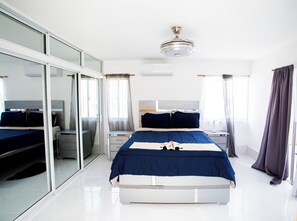Internet, bed sheets - Apartment with pool and view, minutes away from Cofresí and Costambar beaches. (Cofresi)