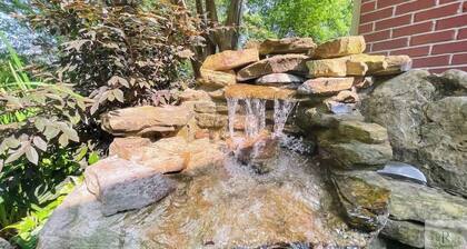 Spacious King Suite Home With Serene Patio