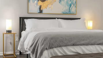 4 bedrooms, desk, iron/ironing board, WiFi