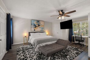 4 dormitorios, escritorio, tabla de planchar con plancha y wifi