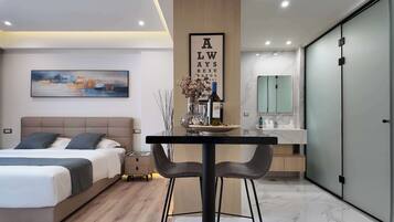 2 habitaciones, escritorio, wifi y ropa de cama