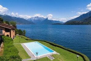 A heated pool - Musso Waterside - MyHomeinComo (Musso)