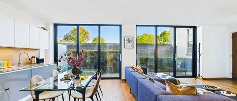 Télévision, espaces bureaux