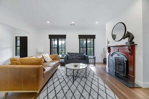 TV, fireplace, stereo
