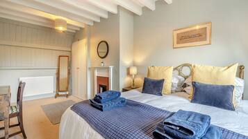 2 bedrooms, free WiFi