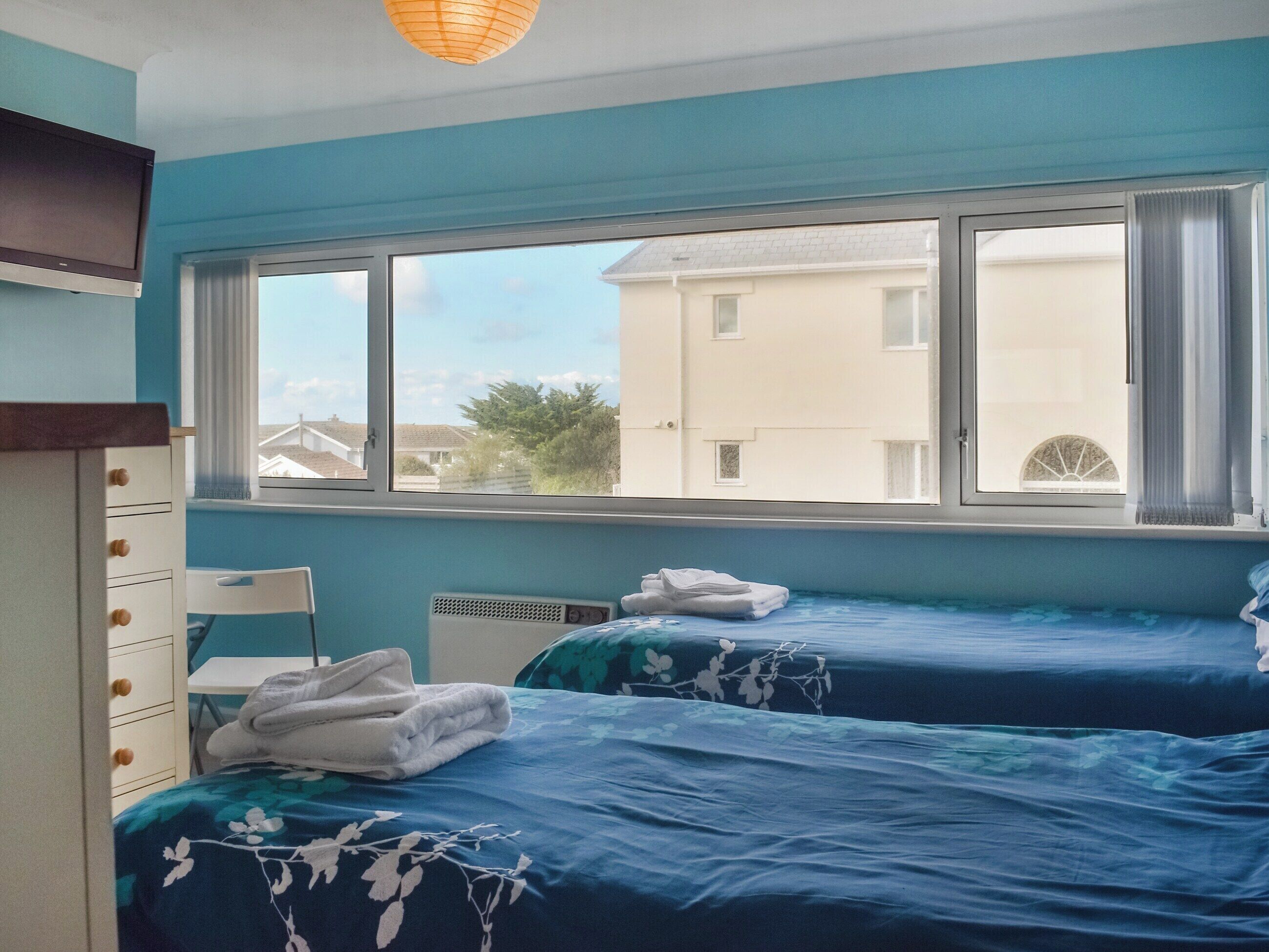 10 多间卧室、免费 WiFi