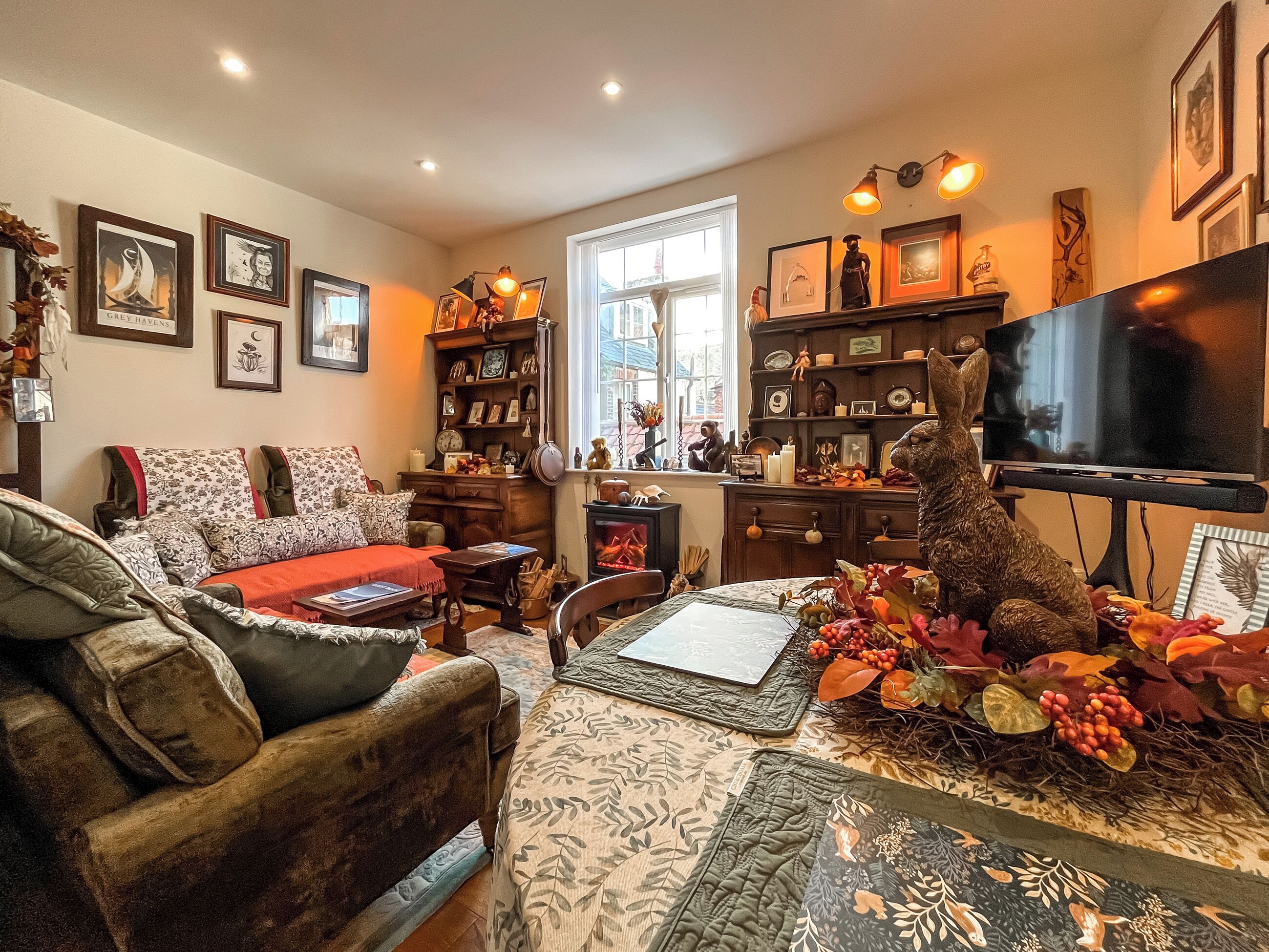 2 Bedroom Accommodation In Whitby - Whitby