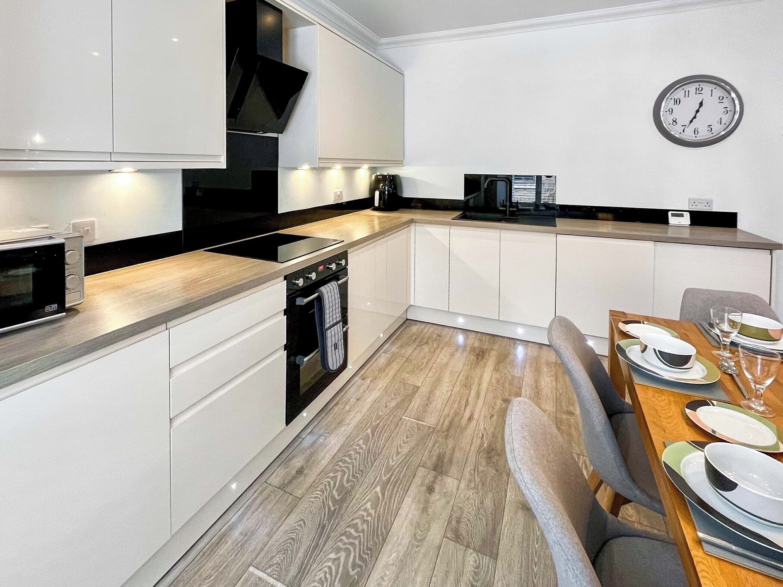 Dishwasher, highchair