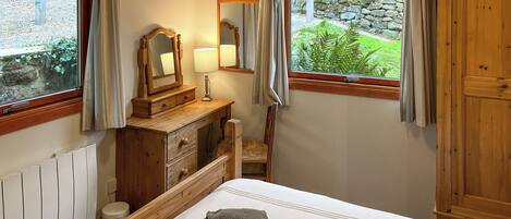 4 bedrooms, free WiFi