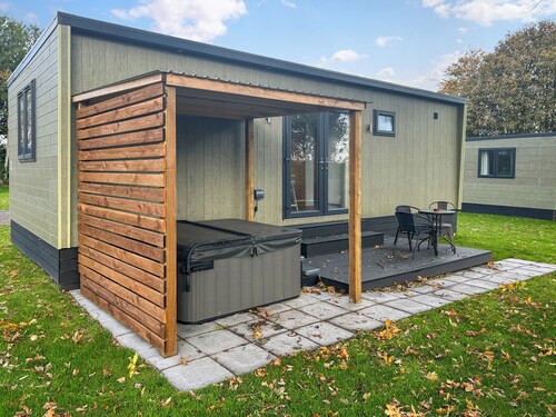 Kings Moor Retreat 3 - UK50823