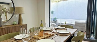 3 bedroom accommodation in Richmond