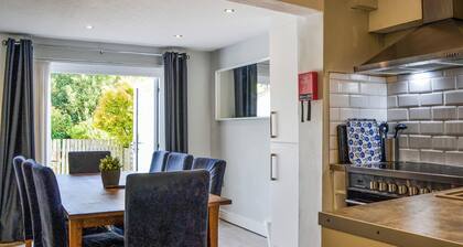 4 bedroom accommodation in Filey