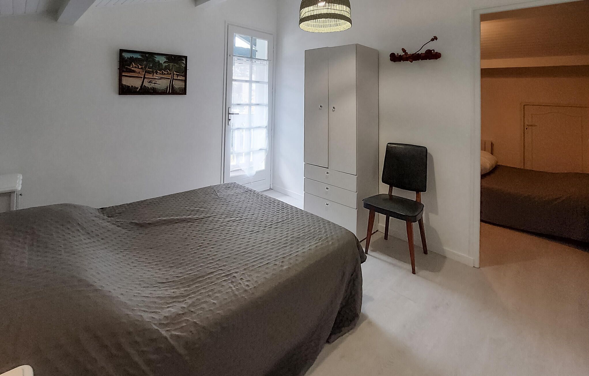 5 dormitoris, planxa i posts de planxar i wifi gratuïta 