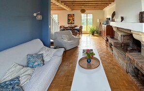 TV, fireplace - Belle maison landaise (Mimizan)