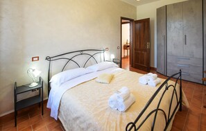 5 habitaciones, cuna de viaje y wifi gratis 