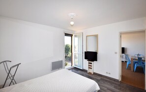 2 bedrooms - 2 bedroom nice apartment in Saint-Cyprien Plage (Saint-Cyprien Plage)