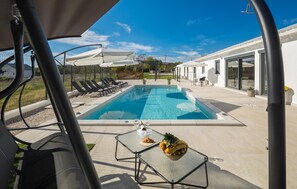 A heated pool - Gorgeous home in Zminj (Zminj)