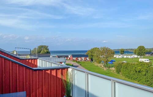 Gorgeous apartment in Köpingsvik with WiFi