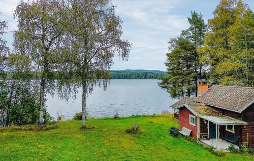 Lake front home in Leksand with lake view