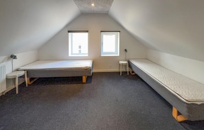 4 makuuhuonetta, ilmainen Wi-Fi