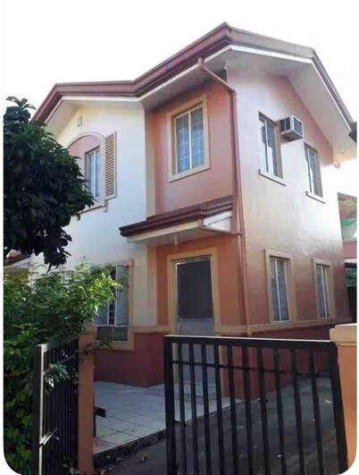 TwoRms,UnliWifi,1AC room 1singleBunk,WholeHouse,Easy access to malls etc.