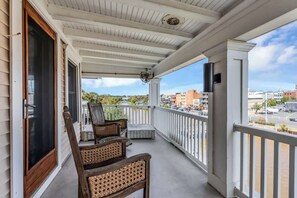 Terrace/patio - 6BR Entire Lakefront Historic Home -Walk to Asbury (Neptune Township)